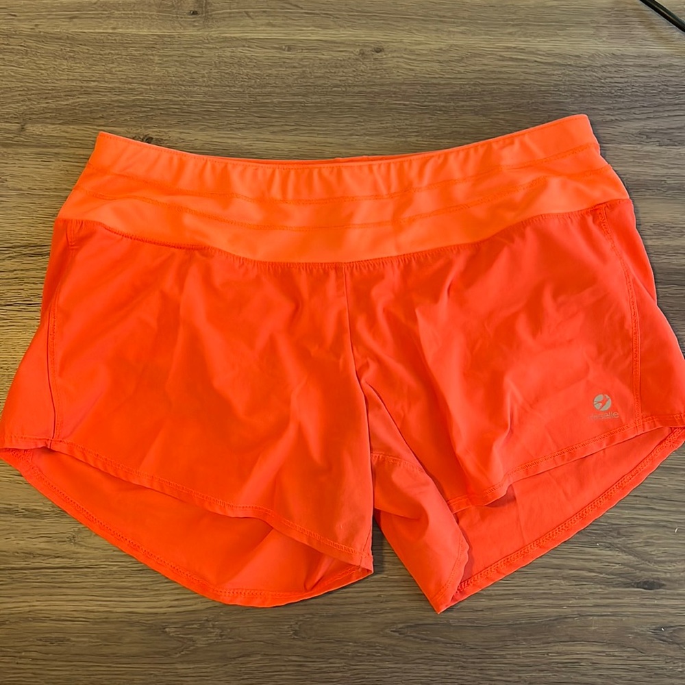 Oiselle Roga Shorts
